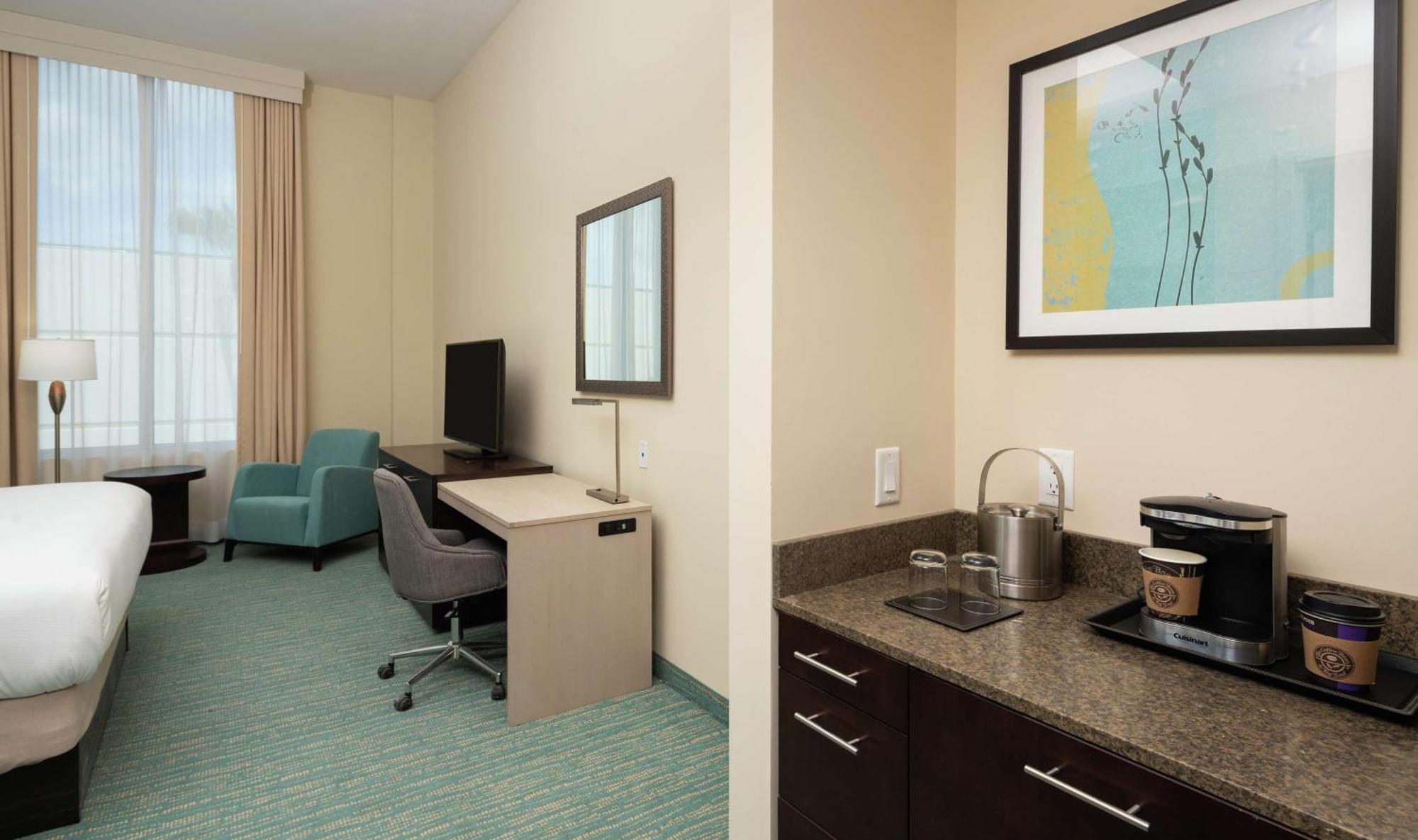 Hotel Doubletree By Hilton Miami Doral Sweetwater Exteriér fotografie