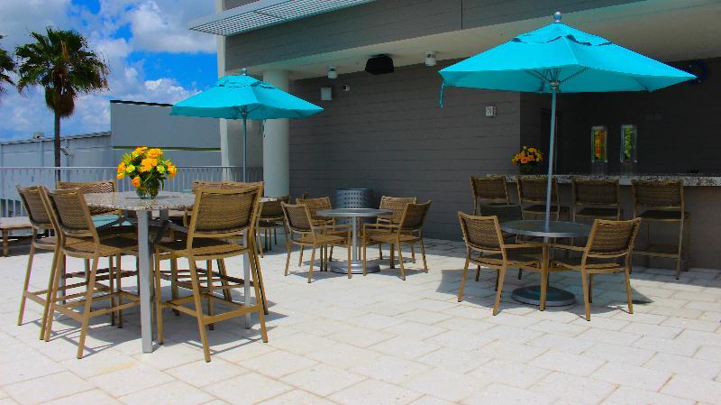 Hotel Doubletree By Hilton Miami Doral Sweetwater Exteriér fotografie